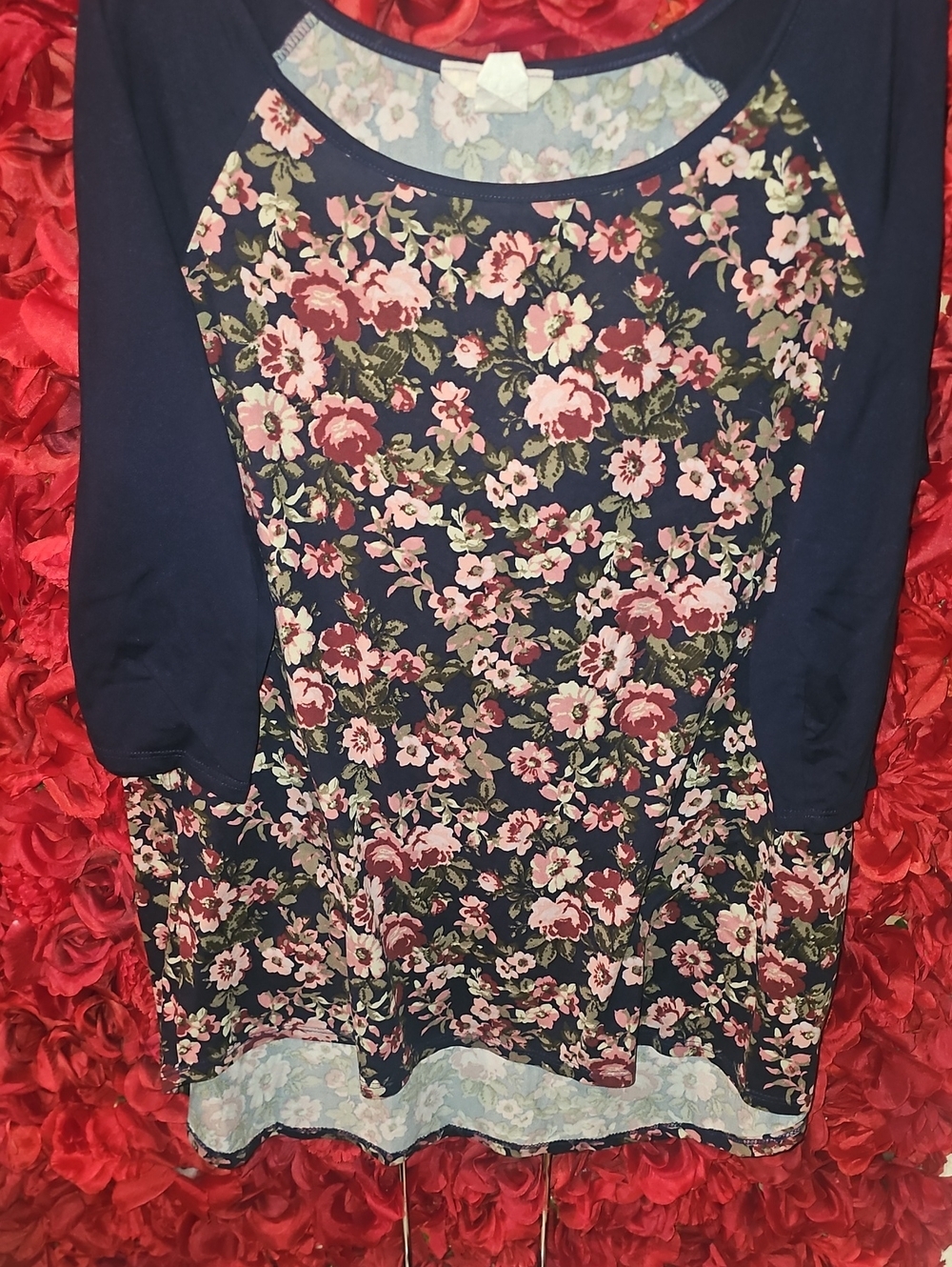 Nabee Winen's Floral Navy Raglan Sleeve Soft Feel Blouse -Size Xlarge